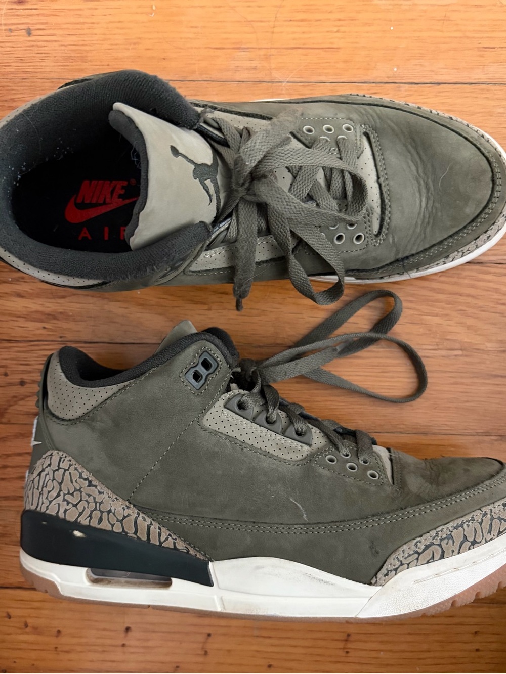 Nike Air Jordan 3 Men’s Olive/Sequoia, Size 7